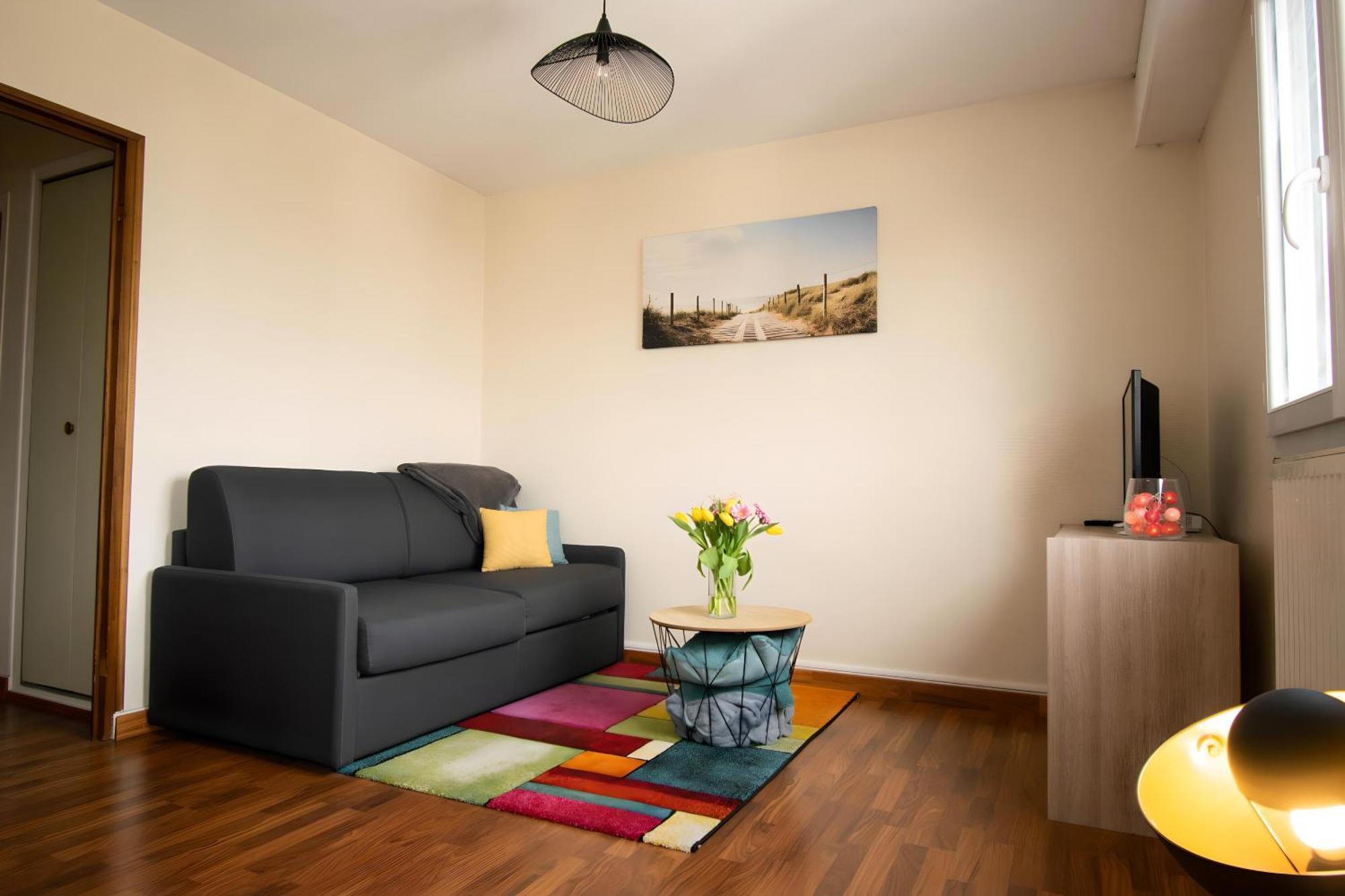 Grand Studio Avec Parking A 10 Minutes Des Plages 洛里昂 外观 照片