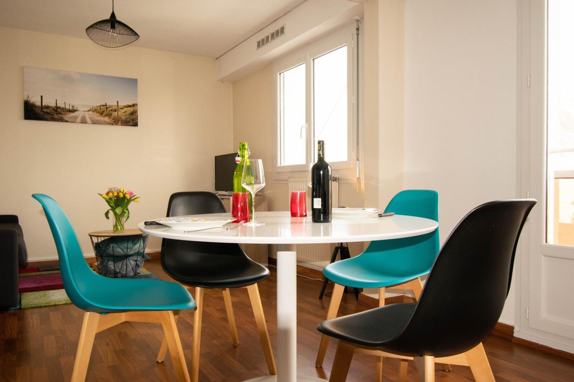 Grand Studio Avec Parking A 10 Minutes Des Plages 洛里昂 外观 照片